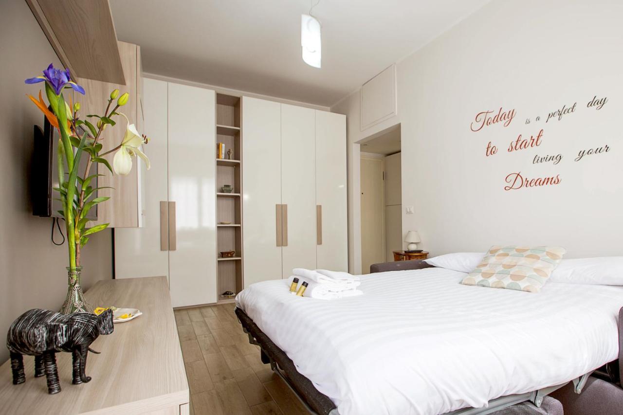 Lorenteggio Studio Apt Milan Luaran gambar
